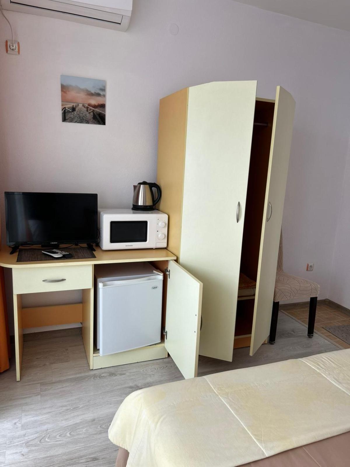 Guest House Pomorie Exterior foto